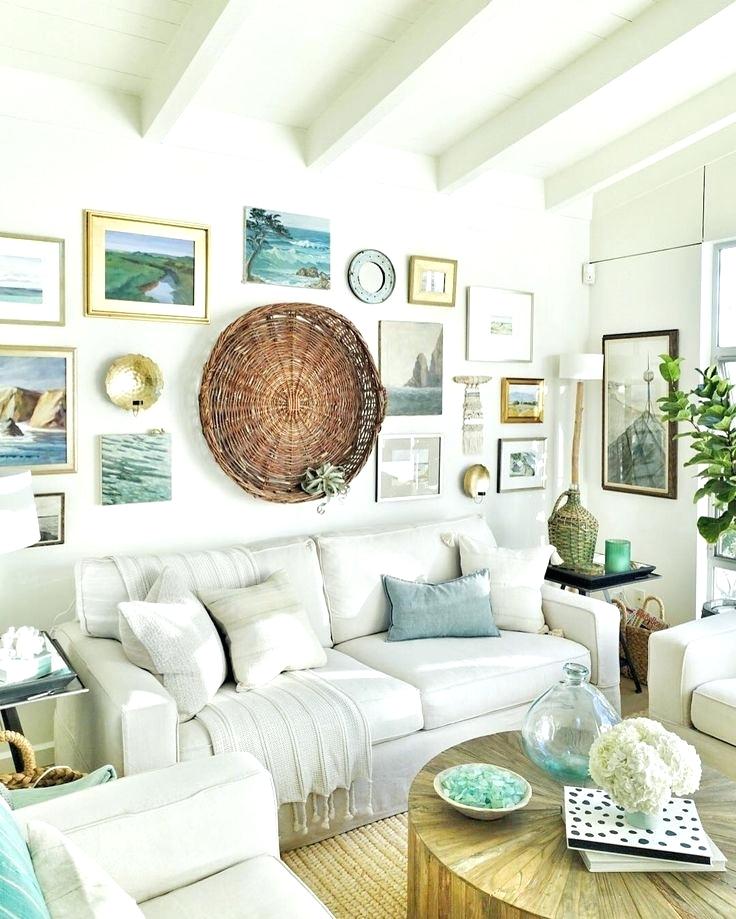 2 Unique Ways To Decorate Using Coastal Design Style The Blonde Daydreams - How To Decorate Coastal Cottage Style Living Room